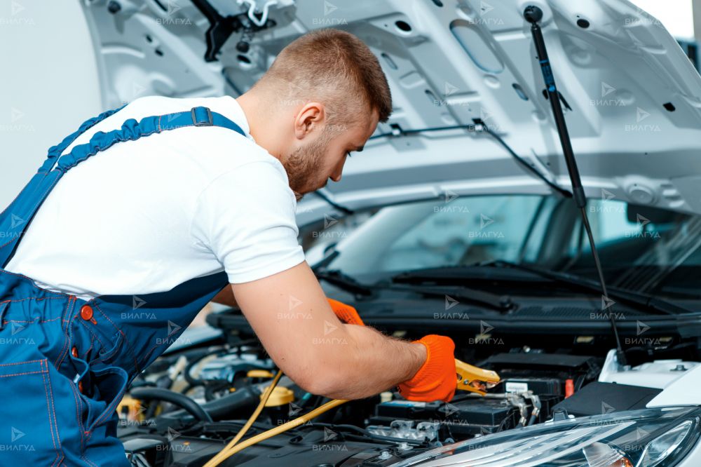 Замена ламп подсветки номера Jeep Compass в Уфе Замена ламп подсветки номера Jeep Compass в Уфе