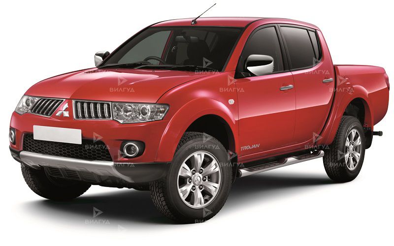 Замена ГБЦ Mitsubishi L200 в Уфе Замена ГБЦ Mitsubishi L200 в Уфе