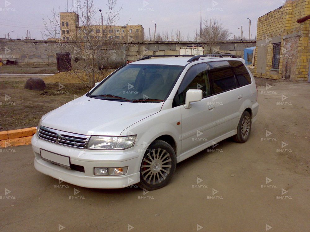 Замена сальников распредвала Mitsubishi Chariot в Уфе Замена сальников распредвала Mitsubishi Chariot в Уфе