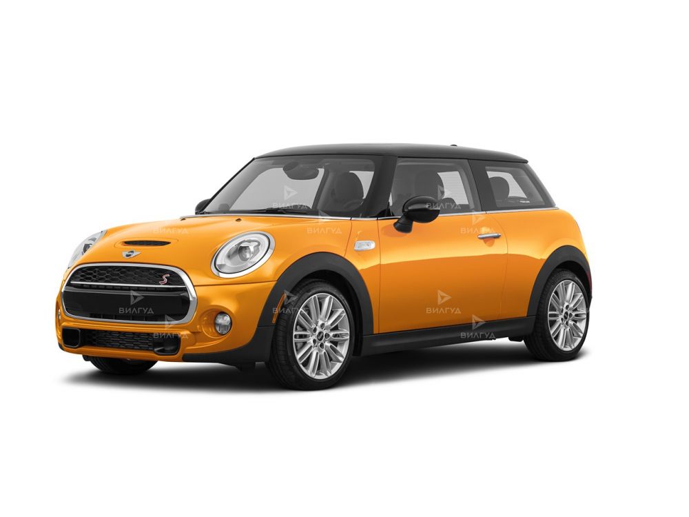 Замена топливного фильтра Mini Hatch в Уфе