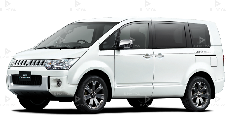 Замена топливного фильтра Mitsubishi Delica в Уфе