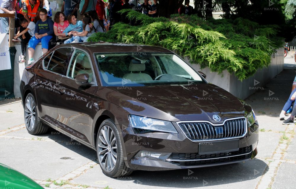 Замена топливного фильтра Škoda Superb в Уфе