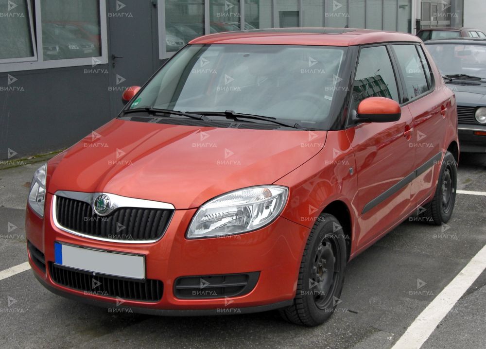 Замена воздушного фильтра Škoda Fabia в Уфе